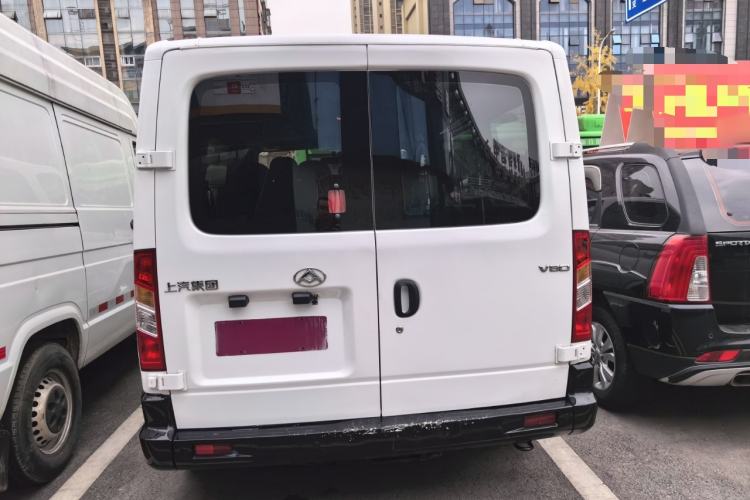 Used SAIC MAXUS Xintu V80 2019 2.5T Classic Model 6-Speed Manual – Aoyuntong Modified Version Short Wheelbase Ultra-Low Roof 5/6 Seats Rear