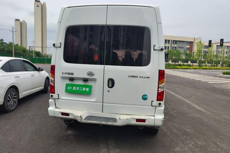 Used SAIC MAXUS Xintu V80 2019 2.0T Plus 6-speed Manual – Aotong Long Wheelbase Mid-Height 7-Seater Rear