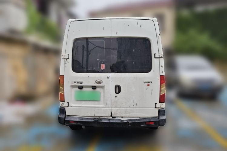 Used SAIC MAXUS Xintu V80 2019 2.5T Classic Edition 6-Speed Manual – Aoyuntong Short Wheelbase Mid-Height Design 5/6 Seats Rear