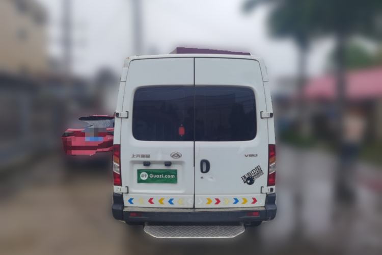Used SAIC MAXUS Xintu V80 2019 2.5T Classic Version 6-Speed Manual – Aoyuntong Modified Long Wheelbase Mid-Height 7-Seater Rear