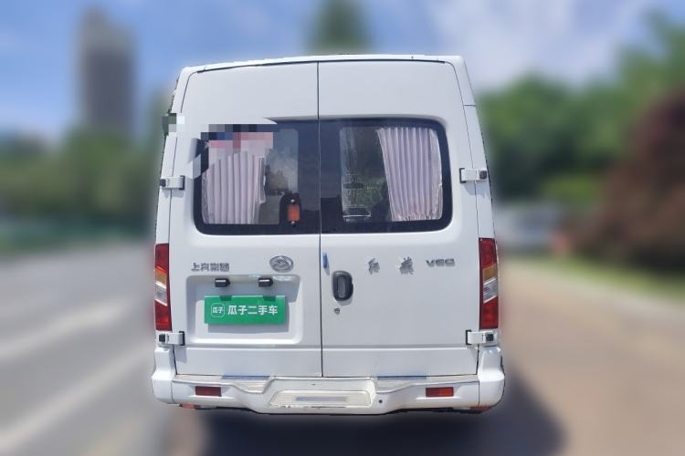 Used SAIC MAXUS Xintu V80 2019 2.5T Classic 6-Speed Manual Van Short Wheelbase Mid-Roof 6-Seater Rear