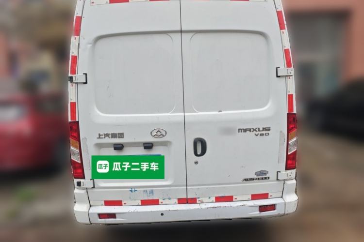 Used SAIC MAXUS Xintu V80 2019 2.5T Classic 6-Speed Manual Van Short Wheelbase Mid-Roof Design 2/3 Seats Rear