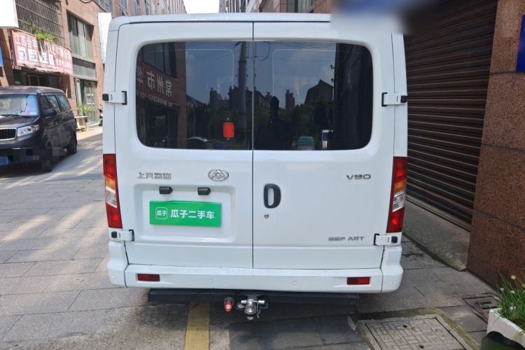 Used SAIC MAXUS Xintu V80 2019 2.5T Classic Model AMT Aoyuntong Short Wheelbase Ultra-Low Roof 5/6-Seater Rear