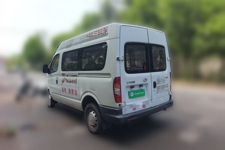 Used SAIC MAXUS Xintu V80 2019 2.5T Classic Edition 6-Speed Manual – Aoyuntong Short Wheelbase Mid-Height Design 5/6 Seats Rear Left 45 Deg