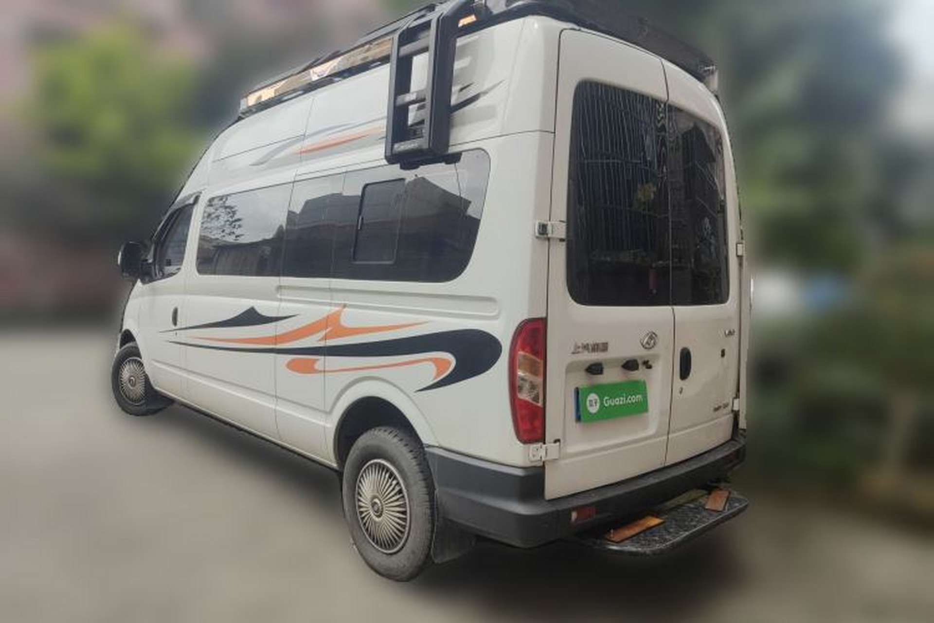 Used SAIC MAXUS Xintu V80 2019 2.5T Classic Model AMT Aoyuntong Long Wheelbase High-Roof 7-Seater Rear Left 45 Deg