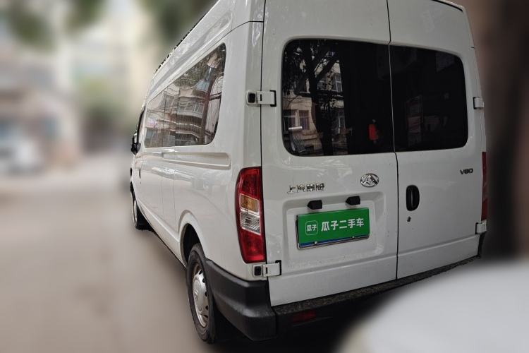 Used SAIC MAXUS Xintu V80 2019 2.5T Classic Model 6-Speed Manual Aotong Long Wheelbase Mid-Height 7-Seater Rear Left 45 Deg