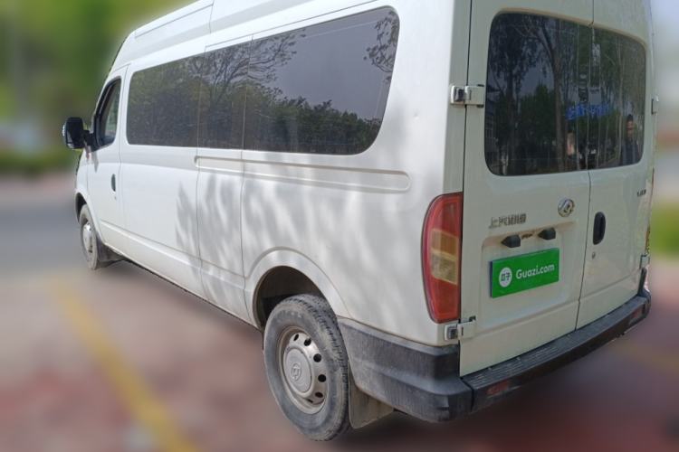 Used SAIC MAXUS Xintu V80 2019 2.5T Classic Version 6-Speed Manual – Aoyuntong Modified Long Wheelbase Mid-Height 7-Seater Rear Left 45 Deg