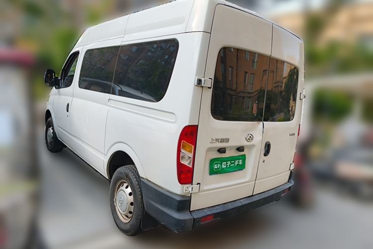 Used SAIC MAXUS Xintu V80 2019 2.5T Classic Edition 6-Speed Manual – Aoyuntong Modified Version Short Wheelbase Mid-Height Roof 5/6 Seats Rear Left 45 Deg