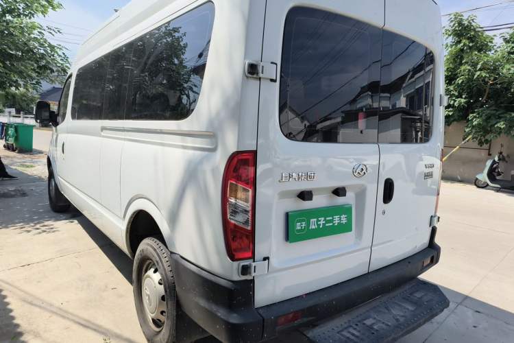 Used SAIC MAXUS Xintu V80 2019 2.5T Classic Version 6-Speed Manual – Aoyuntong Modified Long Wheelbase Mid-Height 7-Seater Rear Left 45 Deg
