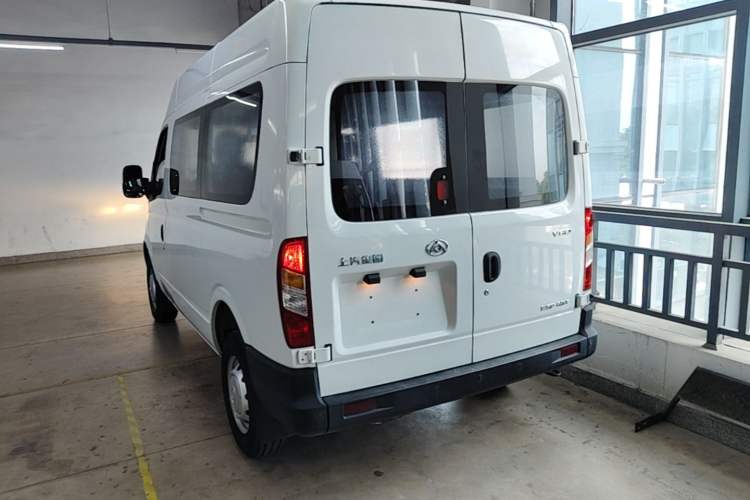 Used SAIC MAXUS Xintu V80 2019 2.5T Classic AMT Aoyuntong Short Wheelbase Mid-Roof 5/6-Seater Rear Left 45 Deg