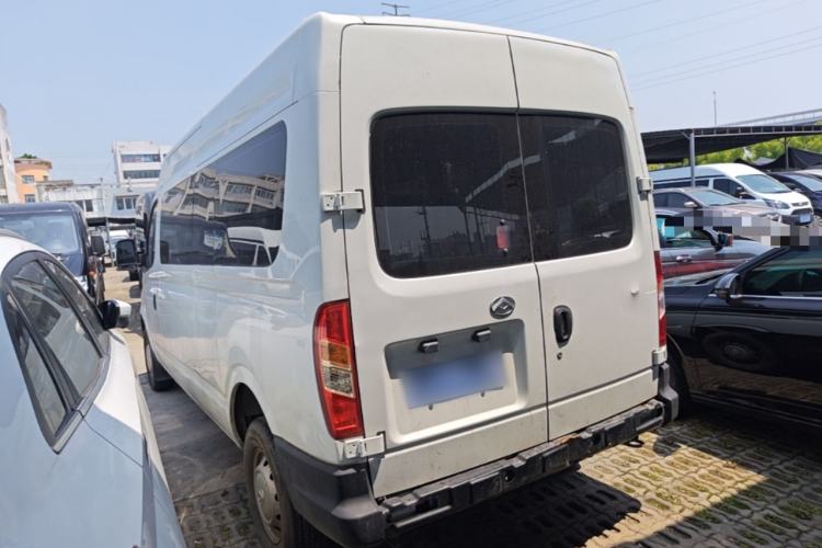 Used SAIC MAXUS Xintu V80 2019 2.5T Classic Model 6-Speed Manual Aotong Long Wheelbase Mid-Height 7-Seater Rear Left 45 Deg