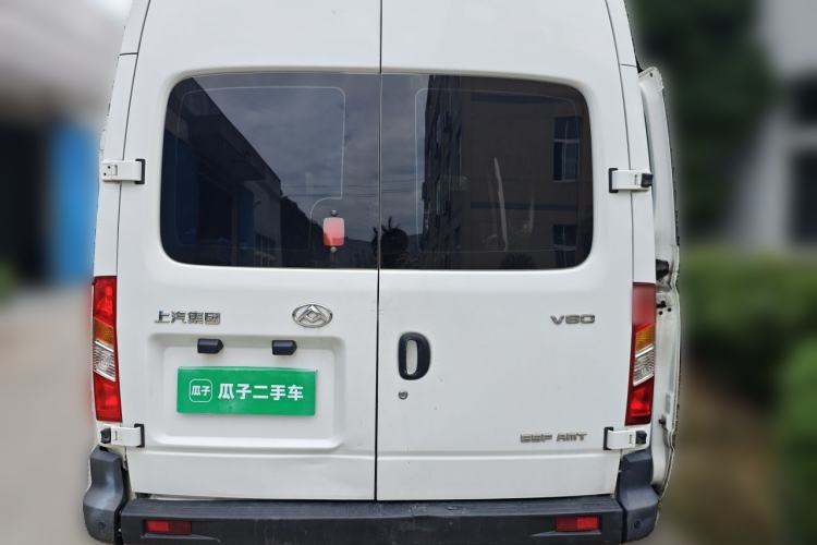 Used SAIC MAXUS Xintu V80 2019 2.5T Classic AMT Van Short Wheelbase Mid-Roof 6-Seater Rear