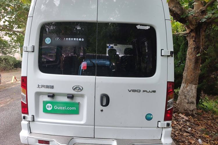 Used SAIC MAXUS Xintu V80 2019 2.0T Plus 6-Speed Manual – Aoyuntong Short Wheelbase Mid-Roof Design 5/6-Seater Rear