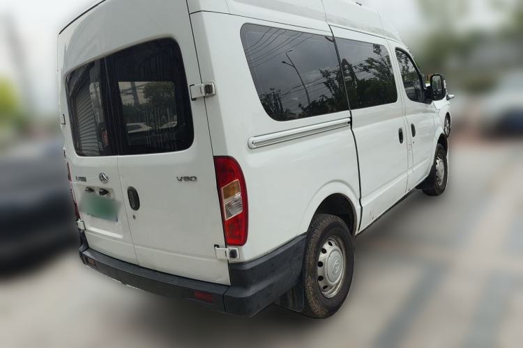 Used SAIC MAXUS Xintu V80 2019 2.5T Classic Edition 6-Speed Manual – Aoyuntong Modified Version Short Wheelbase Mid-Height Roof 5/6 Seats Rear Right 45 Deg