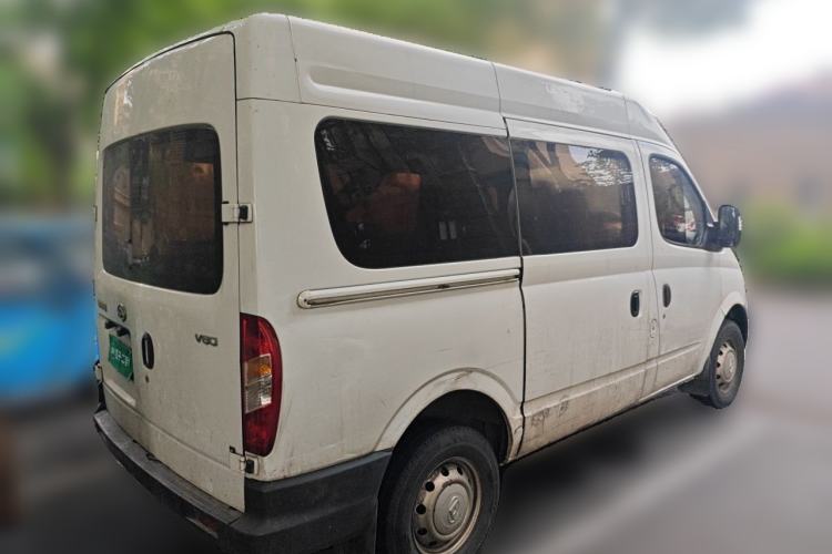 Used SAIC MAXUS Xintu V80 2019 2.5T Classic Edition 6-Speed Manual – Aoyuntong Modified Version Short Wheelbase Mid-Height Roof 5/6 Seats Rear Right 45 Deg