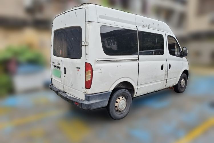 Used SAIC MAXUS Xintu V80 2019 2.5T Classic Edition 6-Speed Manual – Aoyuntong Short Wheelbase Mid-Height Design 5/6 Seats Rear Right 45 Deg