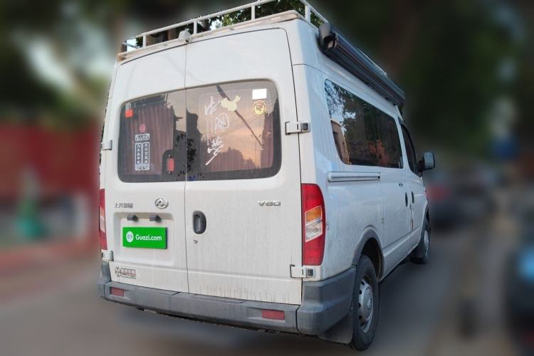 Used SAIC MAXUS Xintu V80 2019 2.5T Classic Edition 6-Speed Manual – Aoyuntong Modified Version Short Wheelbase Mid-Height Roof 5/6 Seats Rear Right 45 Deg