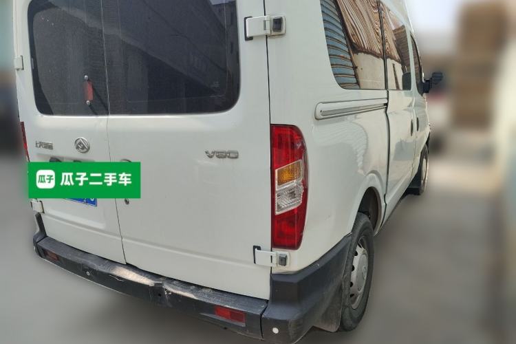 Used SAIC MAXUS Xintu V80 2019 2.5T Classic 6-Speed Manual Van Short Wheelbase Mid-Roof Design 2/3 Seats Rear Right 45 Deg