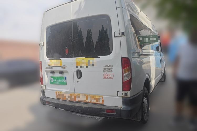 Used SAIC MAXUS Xintu V80 2019 2.5T Classic Model 6-Speed Manual Aotong Long Wheelbase Mid-Height 7-Seater Rear Right 45 Deg