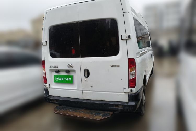 Used SAIC MAXUS Xintu V80 2019 2.5T Classic Model 6-Speed Manual Aotong Long Wheelbase Mid-Height 7-Seater Rear Right 45 Deg