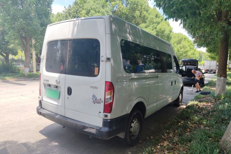 Used SAIC MAXUS Xintu V80 2019 2.5T Classic Version 6-Speed Manual – Aoyuntong Modified Long Wheelbase Mid-Height 7-Seater Rear Right 45 Deg