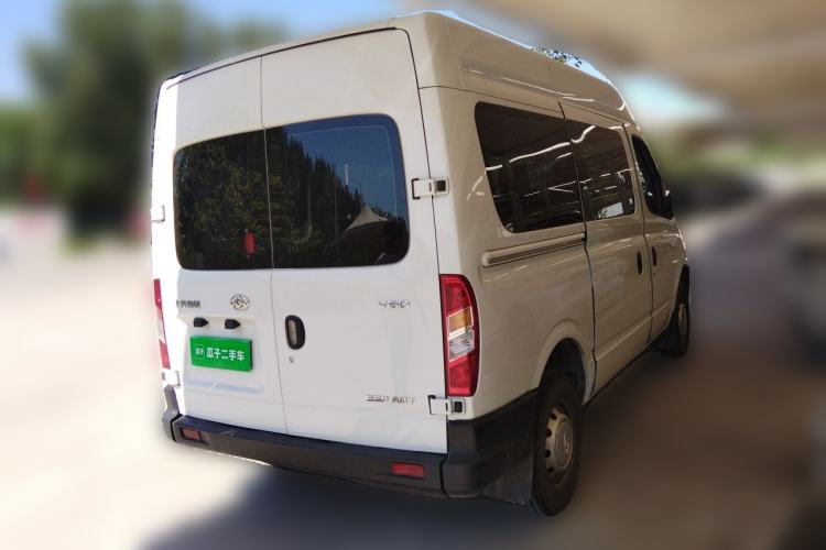 Used SAIC MAXUS Xintu V80 2019 2.5T Classic AMT Van Short Wheelbase Mid-Roof 6-Seater Rear Right 45 Deg