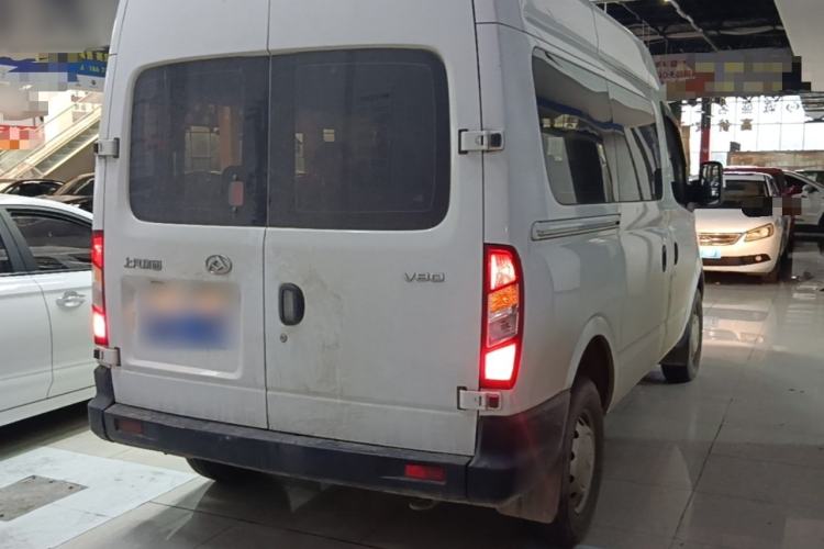 Used SAIC MAXUS Xintu V80 2019 2.5T Classic Edition 6-Speed Manual – Aoyuntong Short Wheelbase Mid-Height Design 5/6 Seats Rear Right 45 Deg
