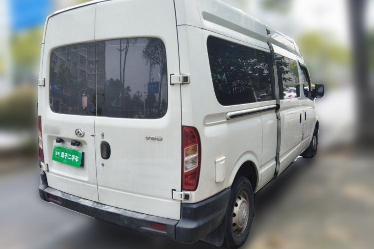 Used SAIC MAXUS Xintu V80 2019 2.5T Classic Model AMT Commercial Van Long Wheelbase Mid-Roof 9-Seater Rear Right 45 Deg