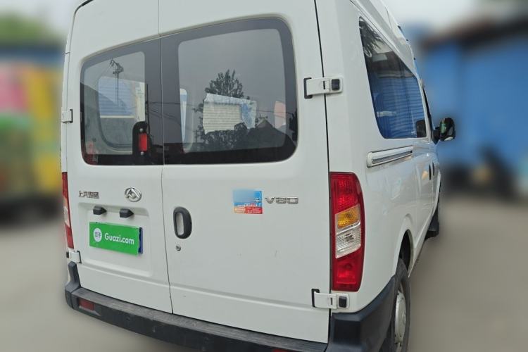 Used SAIC MAXUS Xintu V80 2019 2.5T Classic Edition 6-Speed Manual – Aoyuntong Short Wheelbase Mid-Height Design 5/6 Seats Rear Right 45 Deg