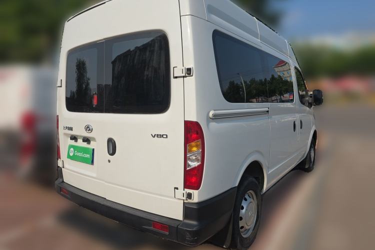 Used SAIC MAXUS Xintu V80 2019 2.5T Classic Edition 6-Speed Manual – Aoyuntong Modified Version Short Wheelbase Mid-Height Roof 5/6 Seats Rear Right 45 Deg