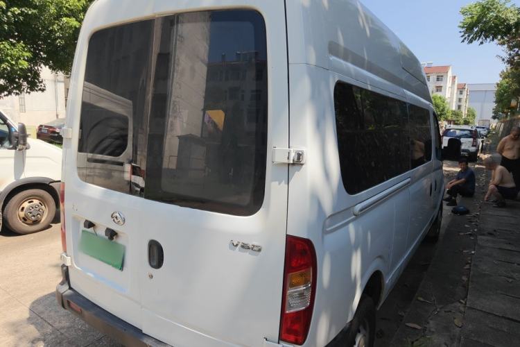 Used SAIC MAXUS Xintu V80 2019 2.5T Classic Model 6-Speed Manual – Aotong Long Wheelbase High-Roof 7-Seater Rear Right 45 Deg