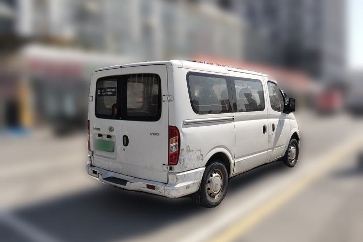 Used SAIC MAXUS Xintu V80 2019 2.5T Classic Model 6-Speed Manual – Aoyuntong Short Wheelbase Ultra-Low Roof 5/6 Seats Rear Right 45 Deg