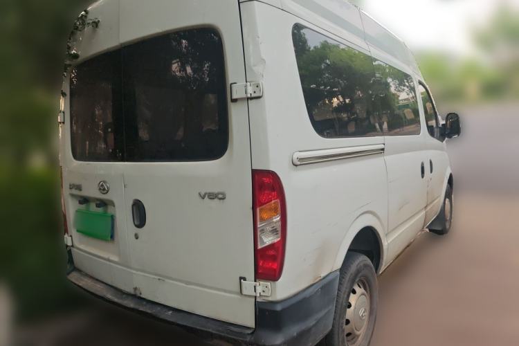 Used SAIC MAXUS Xintu V80 2019 2.5T Classic Edition 6-Speed Manual – Aoyuntong Modified Version Short Wheelbase Mid-Height Roof 5/6 Seats Rear Right 45 Deg