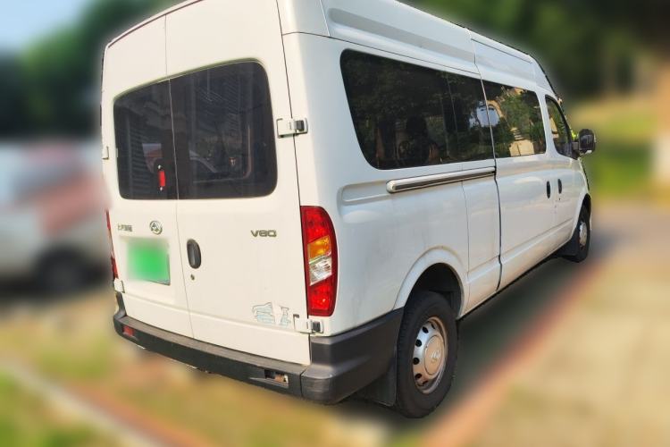 Used SAIC MAXUS Xintu V80 2019 2.5T Classic Model 6-Speed Manual Aotong Long Wheelbase Mid-Height 7-Seater Rear Right 45 Deg