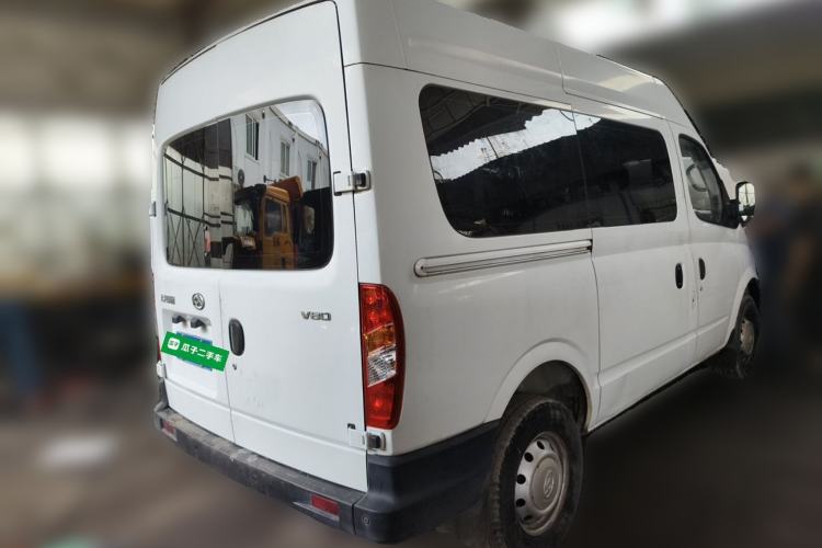 Used SAIC MAXUS Xintu V80 2019 2.5T Classic Edition 6-Speed Manual – Aoyuntong Modified Version Short Wheelbase Mid-Height Roof 5/6 Seats Rear Right 45 Deg