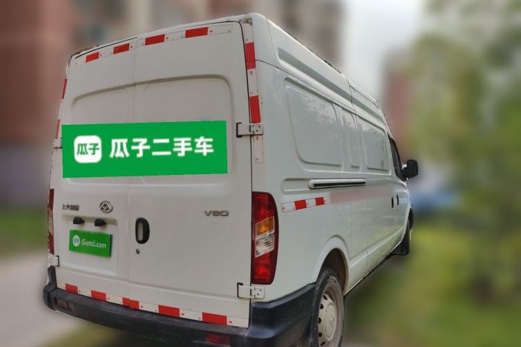 Used SAIC MAXUS Xintu V80 2019 2.5T Classic 6-Speed Manual Van Long Wheelbase Mid-Roof Design 2/3 Seats Rear Right 45 Deg