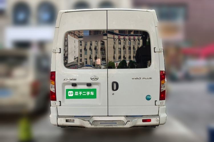 Used SAIC MAXUS Xintu V80 2019 2.0T Plus 6-speed Manual – Aotong Long Wheelbase Mid-Height 7-Seater Rear