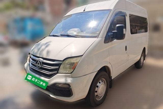 Ojetý SAIC MAXUS Xintu V80 2019 2.0T Plus AMT Aoyuntong Short Wheelbase Ultra-Low Roof 5/6-Seater