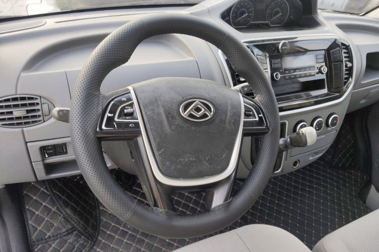 Used SAIC MAXUS Xintu V80  Steering Wheel