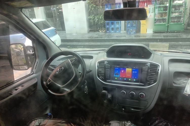 Used SAIC MAXUS Xintu V80 2019 2.0T Plus 6-speed Manual – Aotong Long Wheelbase Mid-Height 7-Seater Steering Wheel