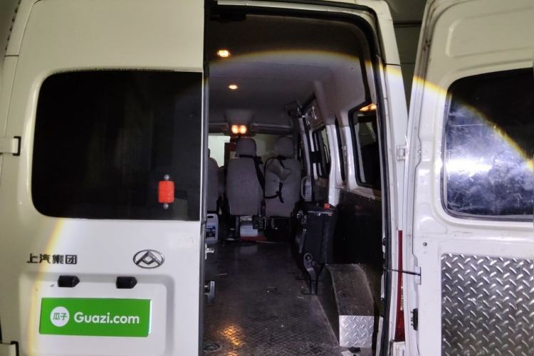 Used SAIC MAXUS Xintu V80 2019 2.0T Plus AMT Aoyuntong Long Wheelbase Mid-Roof 7-Seater Trunk