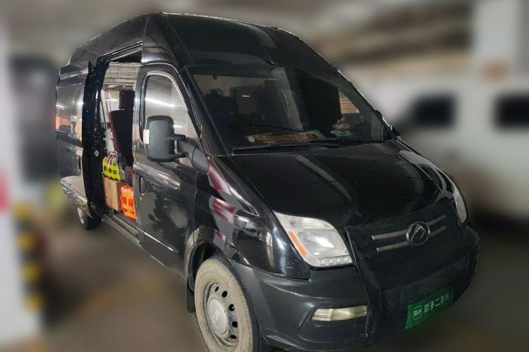 Used SAIC MAXUS Xintu V80  Front Right 45 Deg
