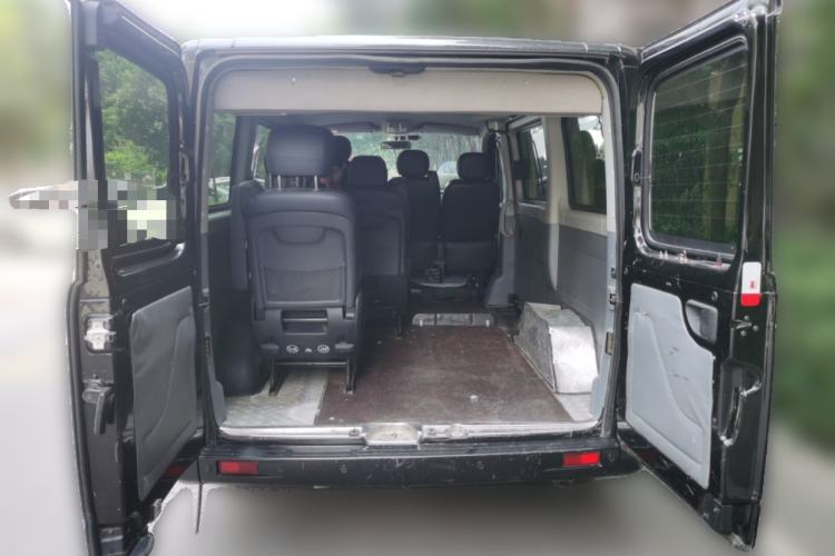 Used SAIC MAXUS Xintu V80 2020 2.0T AMT PLUS City Edition Short Wheelbase Ultra-Low Roof 5/6-Seater Trunk