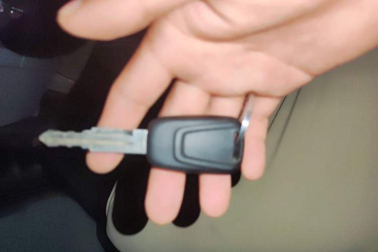 Used SAIC MAXUS Xintu V80  Vehicle Key