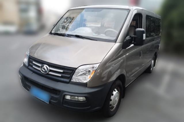 Used SAIC MAXUS Xintu V80 Manual transmission, diesel engine, 6 seats, 2.5L displacement, 100 hp, manual air conditioning
