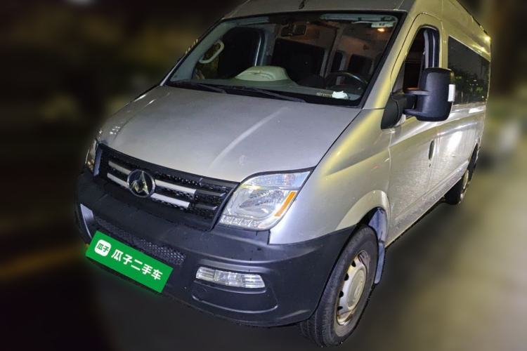 Used SAIC MAXUS Xintu V80 2020 2.5T AMT Classic City Distribution King Long Wheelbase Mid-Roof Design – 2/3 Seats Guazi used car, China used car export, Used car for sale, Used cars, Cheapest cars for sale