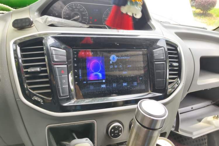 Used SAIC MAXUS Xintu V80  Audio And AC Panel