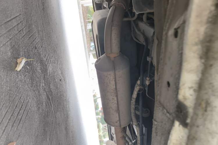 Used SAIC MAXUS Xintu V80  Chassis Front Left