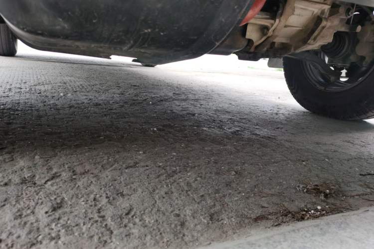 Used SAIC MAXUS Xintu V80  Chassis Front Right