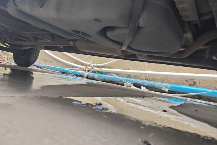 Used SAIC MAXUS Xintu V80  Chassis Front Right